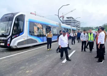 Kereta Tanpa Rel di IKN Dihentikan dan Dikembalikan ke China, Netizen: Cuma Pencitraan!