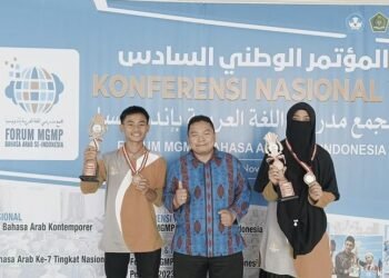 Dua Siswa MAN 2 Padang Panjang Raih Medali di Olimpiade Bahasa Arab Tingkat Nasional