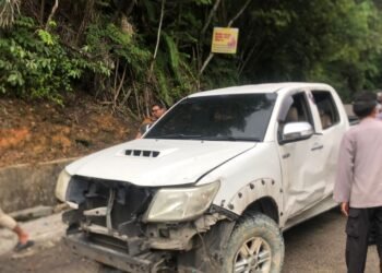 Kronologi Dua Mobil Tabrakan di Sitinjau Lauik, Satu Terjun ke Jurang