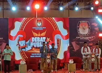 Debat Pilkada Padang: Muhammad Iqbal Sebut Dua Mantan Wali Kota Gagal Atasi Kemiskinan dan Pengangguran, Ini Faktanya