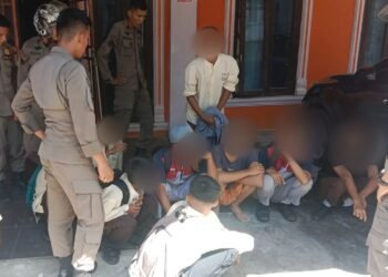 Kedapatan Bolos, Belasan Pelajar di Padang Diamankan Petugas