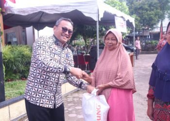 Peringatan Hari Bakti PUPR ke-79, Pemko Payakumbuh Salurkan Bantuan Sembako dan Gelar Pasar Murah