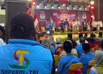 Supardi-Tri Venindra Dinilai Juarai Debat Perdana Pilkada Payakumbuh