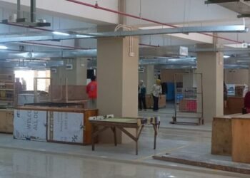 PKL Keluhkan Lapak Pasar Raya Padang Fase VII Terlalu Kecil