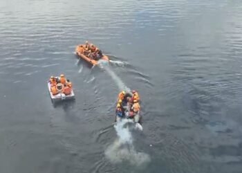 Tak Kunjung Ketemu, Pencarian Nelayan Tenggelam di Danau Maninjau Dihentikan