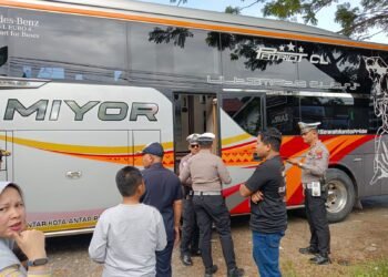 Belasan Kendaraan Angkutan Umum di Padang Diperiksa Jelang Nataru