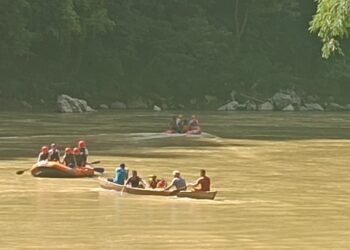 Remaja 15 Tahun Hanyut di Sungai Batang Kuantan Sijunjung Ditemukan Meninggal