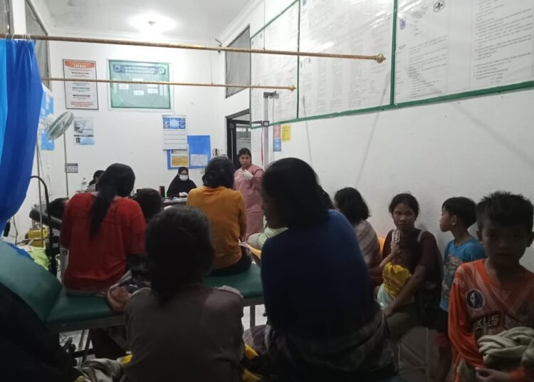 Warga di Kepulauan Mentawai mengalami keracunan usai mengonsumsi ikan tongkol.