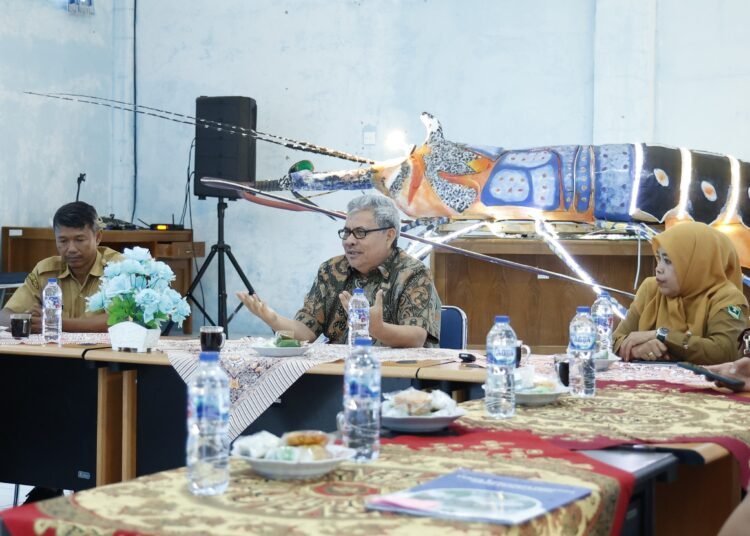 Ketua DPRD Sumbar, Muhidi kunker meninjau UPTD BPBALP Sungai Nipah pada Senin (23/12).