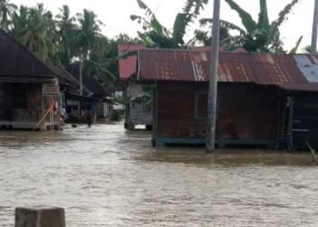 120 KK di Pasaman Barat Terisolasi Akibat Terdampak Banjir Kiriman