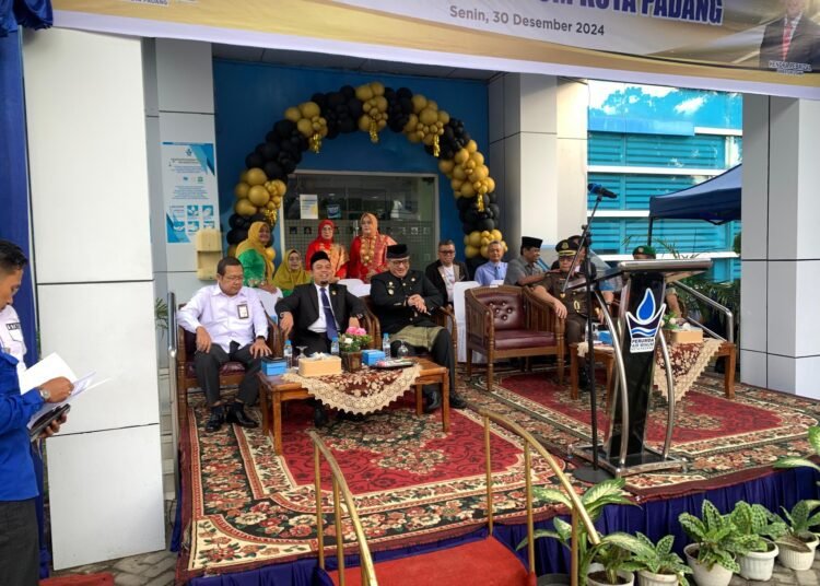 Acara HUT Emas ke-50 PDAM Kota Padang, Senin (30/12).