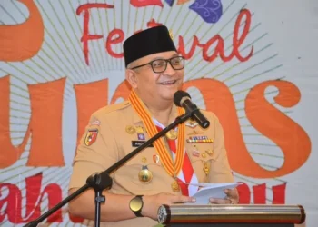 Festival Tunas Bahasa Ibu di Padang Disebut Jadi Fondasi Pelestarian Bahasa Minangkabau dan Mentawai