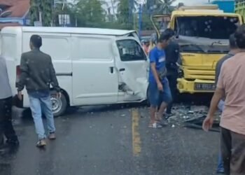 Kronologi Tiga Kendaraan Terlibat Kecelakaan Beruntun di Jalan Solok-Padang