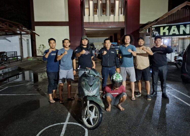 Pelaku dan barang bukti diamankan di Mapolres Solok Kota.