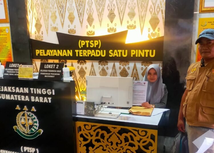 LKA Elang Indonesia melayangkan surat kepada Kejaksaan Tinggi Provinsi Sumbar terkait dugaan korupsi di PDAM Tirta Sago, Kota Payakumbuh.