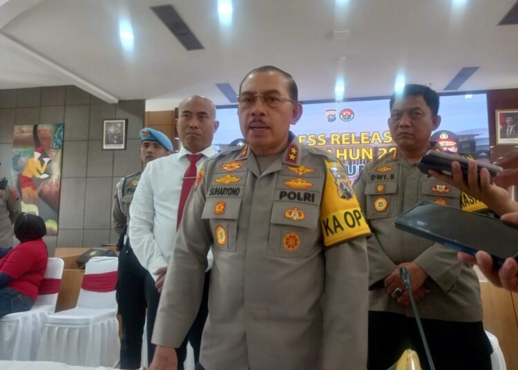 Kapolda Sumatera Barat, Irjen Pol Suharyono.