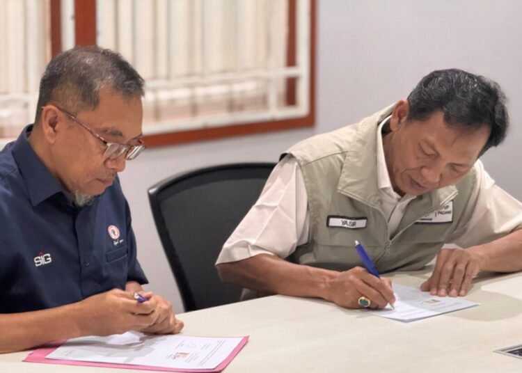 Penandatanganan Memorandum of Understanding (MoU) antara PT Semen Padang dengan BPVP di Rumah Knowledge Management PT Semen Padang, pada Rabu (8/1/2025).