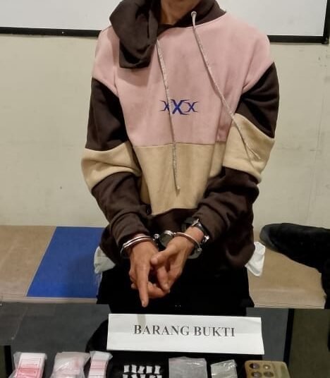 Pengedar sabu di Agam diringkus polisi.