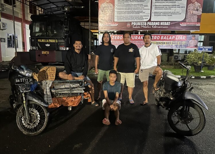 Pelaku pencurian restoran di Kota Padang ditangkap polisi.