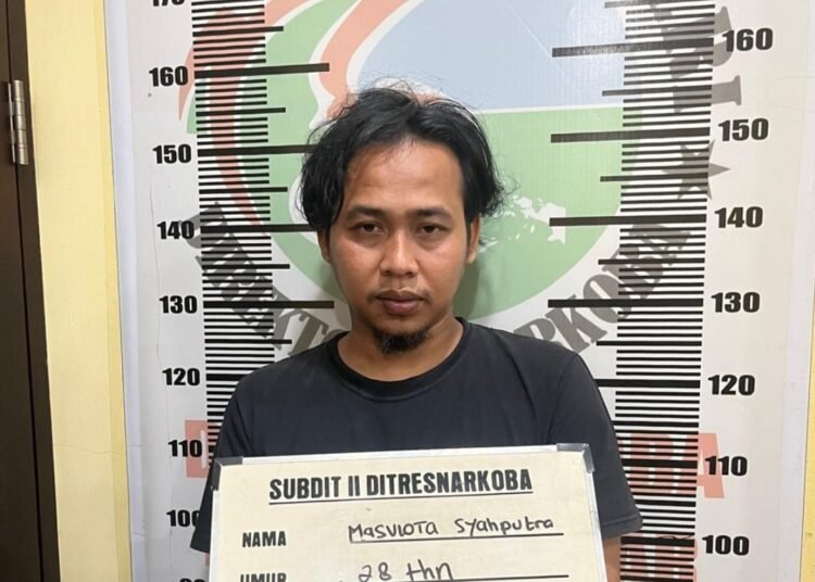 Pengedar narkoba di Padang ditangkap polisi pada Jumat (17/1).
