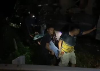 Truk Muatan Paket Alami Kecelakaan di Sitinjau Lauik, Kernet Terjepit