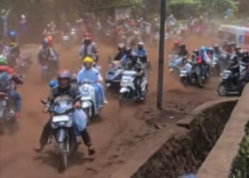 Sempat Lumpuh Total, Jalur Sitinjau Lauik Sudah Kembali Lancar