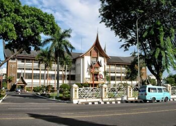 Menelusuri Sejarah di Balik Nama-nama Jalan Tua di Kota Padang