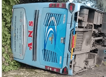 Bus ANS Jakarta-Padang Alami Kecelakaan di Jambi