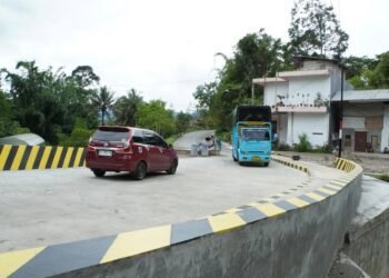 Jembatan Tanjung Padang Panjang Sudah Bisa Dilalui Kendaraan Roda Empat