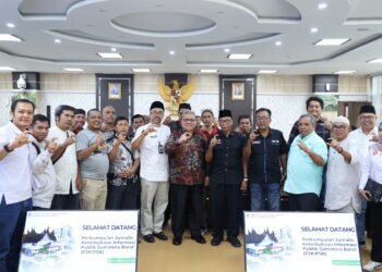 Audiensi Bersama PJKIP Sumbar, Ketua DPRD Sumbar Muhidi: Akses Informasi Publik Hak MasyarakatÂ