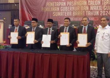 Rapat Pleno Penetapan Gubernur Sumbar, Kedua Pasangan Calon Tidak Hadir