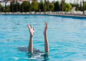 Seorang Bocah Tewas Tenggelam di Kolam Renang Ramai Pengunjung di Dharmasraya