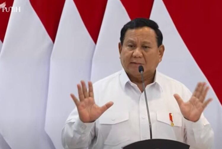 Foto: Pengantar Presiden Prabowo pada Sidang Kabinet Paripurna, Kantor Presiden, 22 Januari 2025