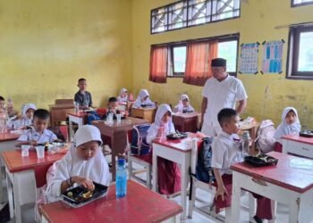 Program Makan Bergizi Gratis di Sumbar Bakal Sasar 2 Juta Murid