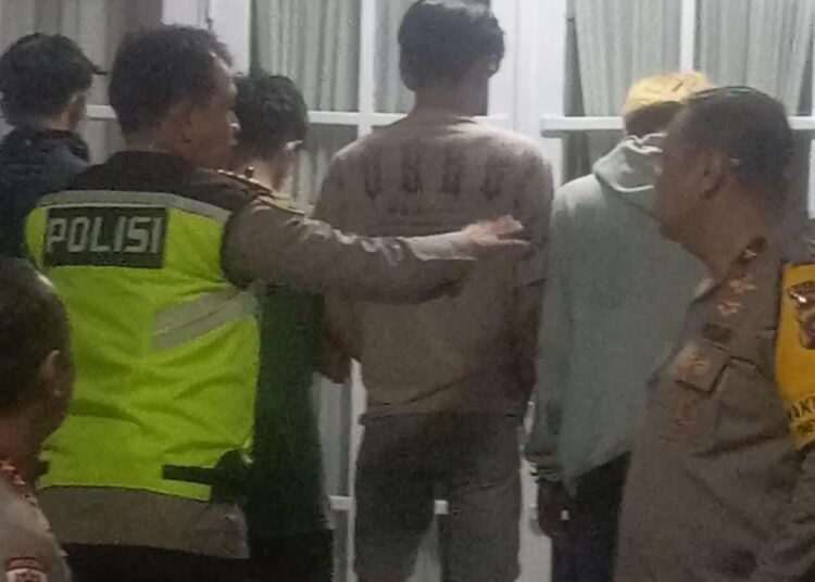 Pelaku tawuran di Padang berinisial YP diketahui berusia 16 tahun
