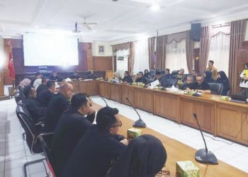 Pemko Bukittinggi Raker dengan Komisi 1 DPRD Bahas Nasib Pegawai Non ASN