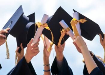 Inilah 10 Suku Pencetak Sarjana Terbanyak di Indonesia, Minangkabau dan Batak Teratas