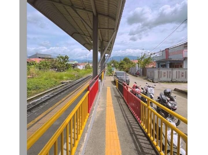 Stasiun Kampung Jua d