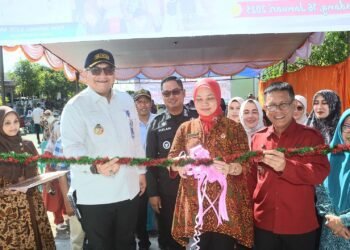 Pj Wali Kota Padang Resmikan Posyandu Kenanga 13