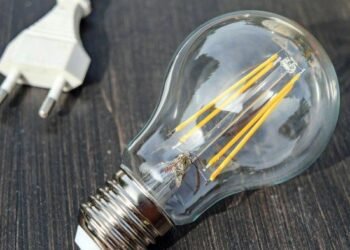 Diskon Tarif Listrik 50 Persen Berlaku hingga Februari 2025