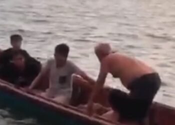 Pelaku Penipuan Berkedok Mafia Minyak di Padang Nekat Berenang ke Laut Hindari Polisi