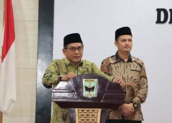 Bupati Padang Pariaman Terpilih Imbau Pejabat Tidak Beri Karangan Bunga Saat Pelantikan