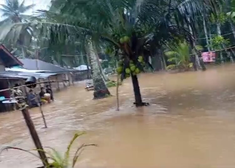 Banjir di Nagari Galugua, Kecamatan Kapur IX, Kabupaten Limapuluh Kota pada Kamis (27/2)