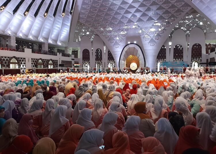 Pesantren Ramadhan di Masjid Syekh Ahmad Khatib Al-Minangkabawi, Padang. Foto: Dokumenasi SMKN 6 Padang