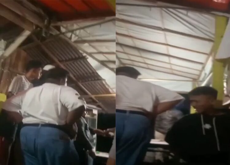 Tangkapan layar video keributan antara massa dengan petugas saat penggerebekan warga diduga terlibat narkoba di Lubuak Aguang Nagari Koto Baru Kecamatan Kubung Kabupaten Solok pada Minggu (16/2). Ist