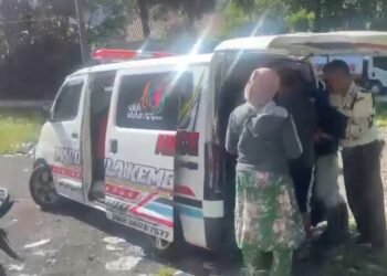 Rem Blong, Pengendara Motor Masuk Jurang di Sitinjau Lauik