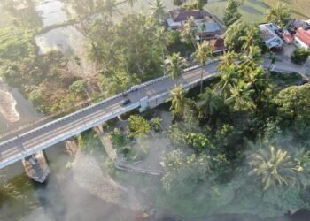 Jembatan Lubuak Tano, Destinasi Wisata Hits di Padang Pariaman