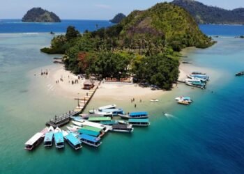 Mengenal Pulau Setan di Kawasan Wisata Mandeh Pesisir Selatan, Ada Hal Hantunya?