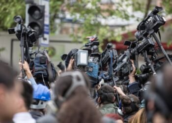 Ribuan Kontributor TVRI dan RRI Terancam PHK, Efisiensi Anggaran Dinilai Melemahkan Hak Publik atas Informasi