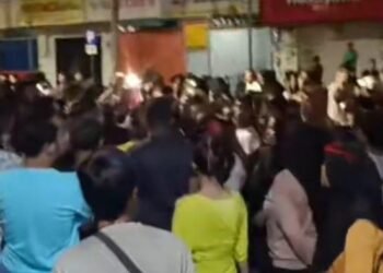 Bentrok PKL dan Satpol PP di Padang, Polisi Keluarkan Tembakan Peringatan